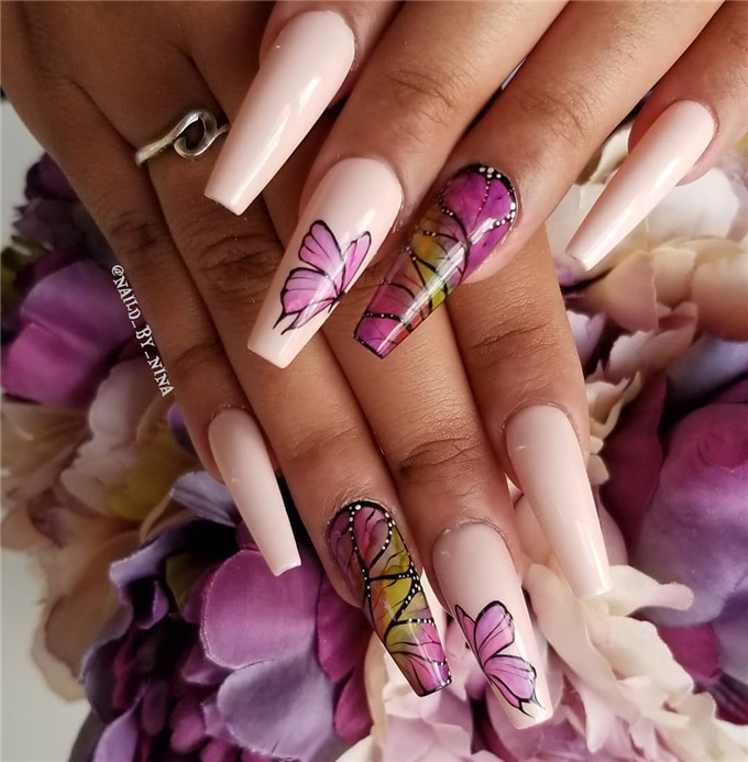 Coffin nails;nailstrend;2020nails;nailscolor