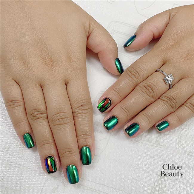 emeraldgreennails;nailtrend