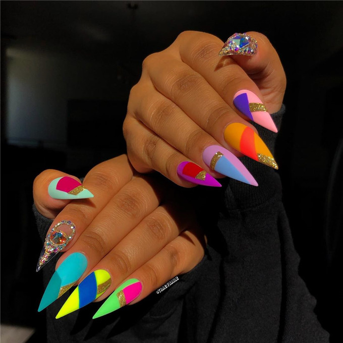 Stilettonails#nailstrend#2020nails