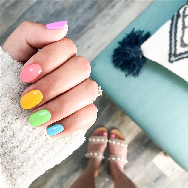 rainbownail;nailtrend