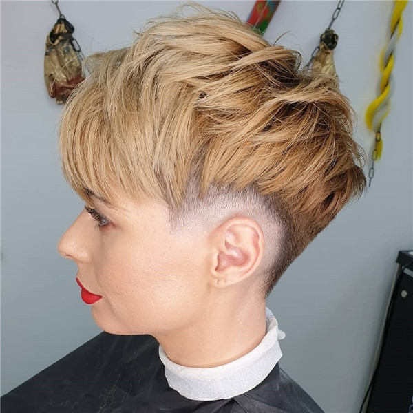 #pixiehaircut#pixiehairstyles#shorthaistyles#2020hairtrend