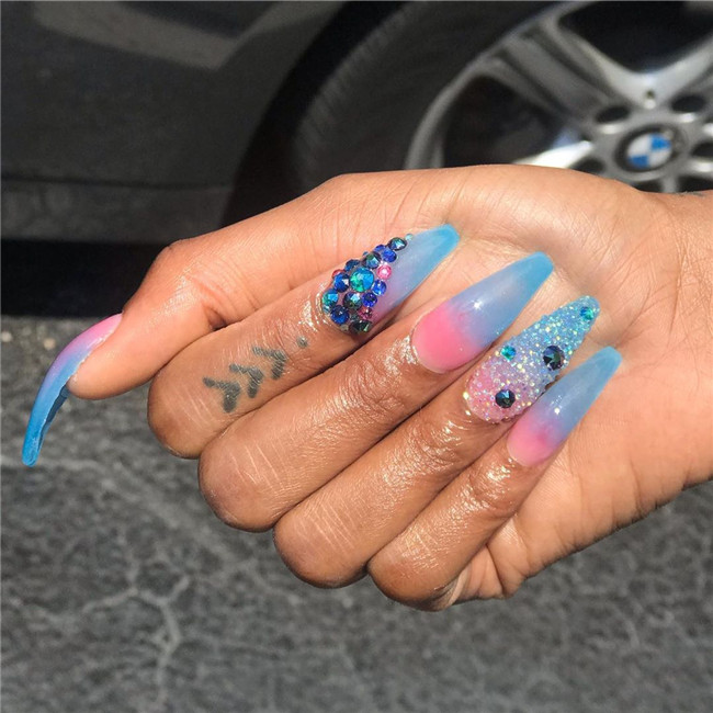 Ombrenails;acrylicnails;2020nails;shortnails