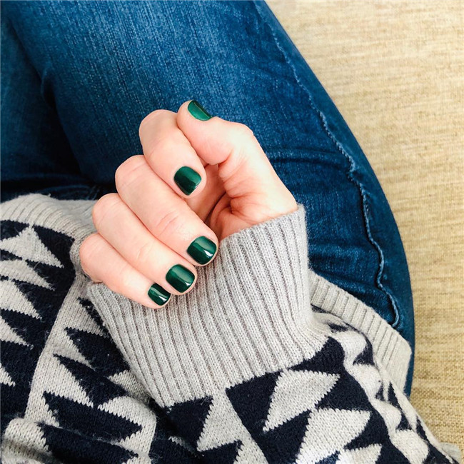 emeraldgreennails;nailtrend