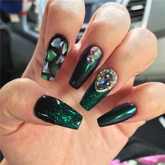 emeraldgreennails;nailtrend