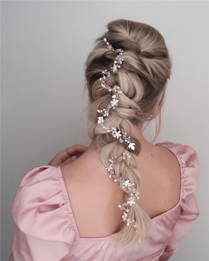 Promhair;longhair;bridesmaidhairstyles;prom