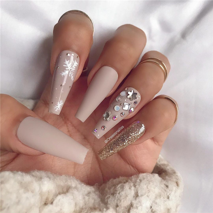 Longcoffinnails;coffinnailsdesigns;springnails;summernails