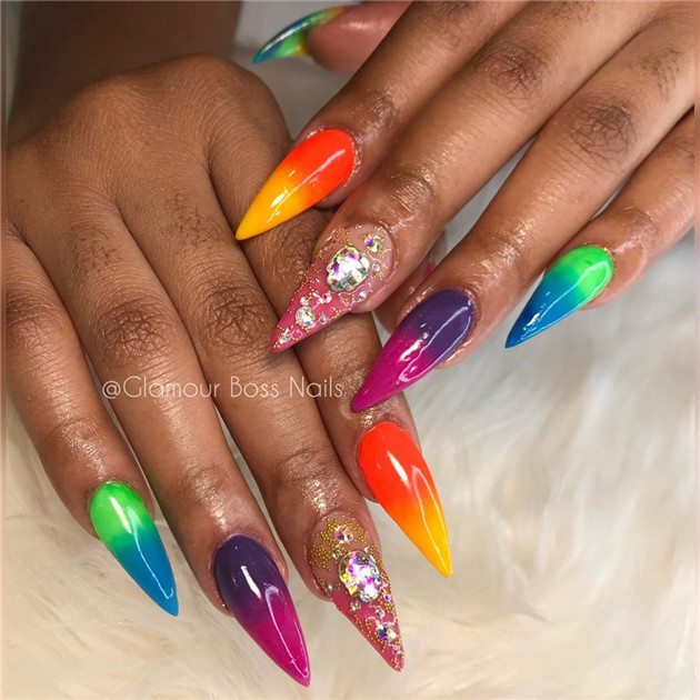 rainbownail;nailtrend