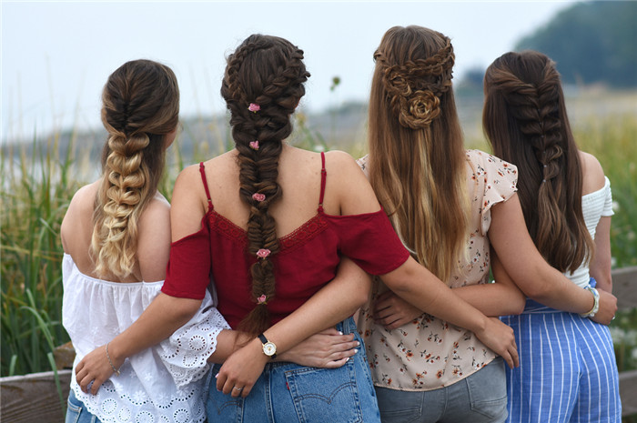 Promhair;longhair;bridesmaidhairstyles;prom