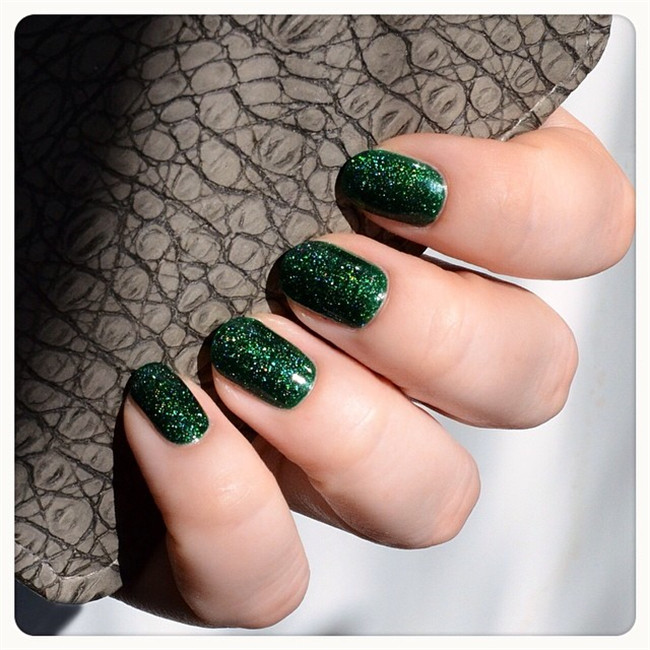 emeraldgreennails;nailtrend