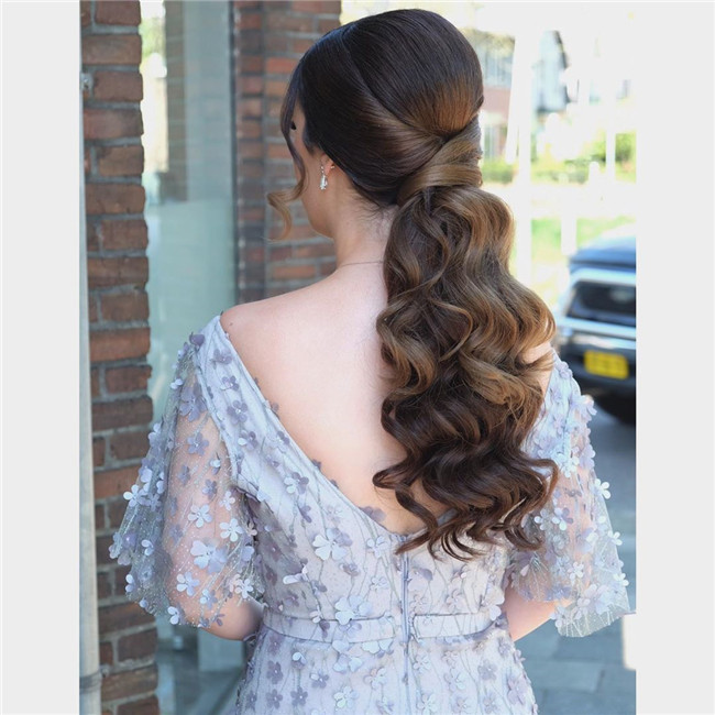 Weddinghairstyle;outdoorwedding;wedding