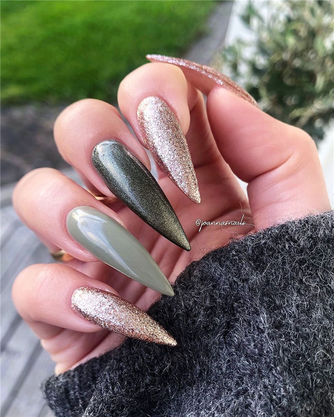 #acrylicnails#stilettonails#winternails#summernails#2020nails