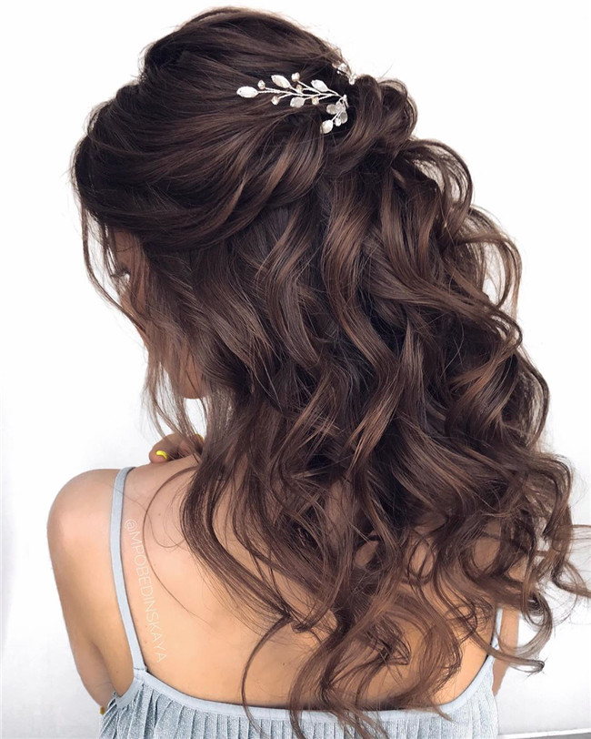 Weddinghairstyle;outdoorwedding;wedding