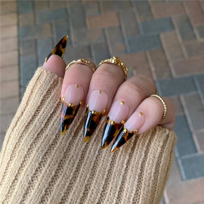 Stilettonails#nailstrend#2020nails