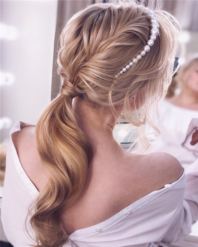 Weddinghairstyle;outdoorwedding;wedding