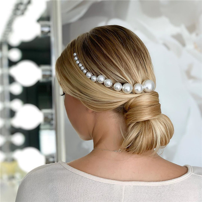 Weddinghairstyle;outdoorwedding;wedding