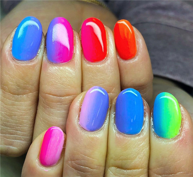 rainbownail;nailtrend