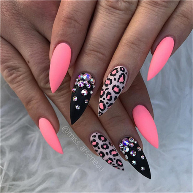 #acrylicnails#stilettonails#winternails#summernails#2020nails