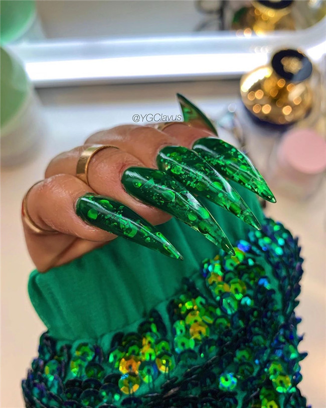 emeraldgreennails;nailtrend