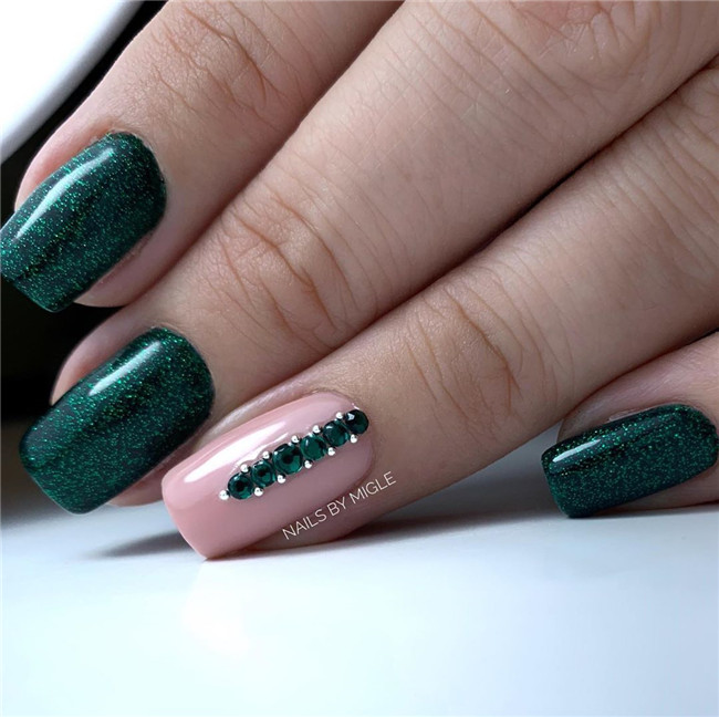 emeraldgreennails;nailtrend