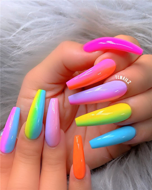 rainbownail;nailtrend