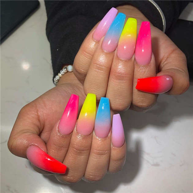 rainbownail;nailtrend