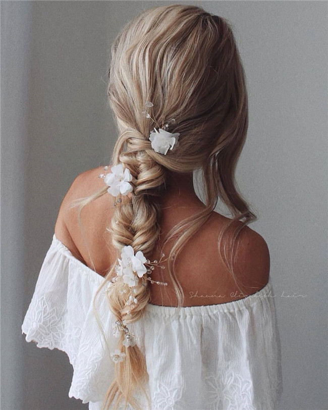 Weddinghairstyle;outdoorwedding;wedding