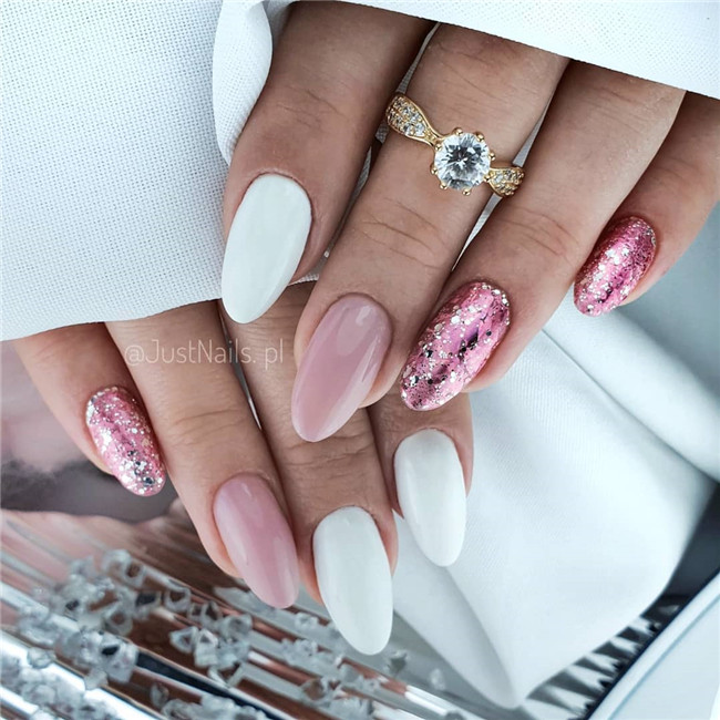 almondnails;acrylicnails;nailtrend