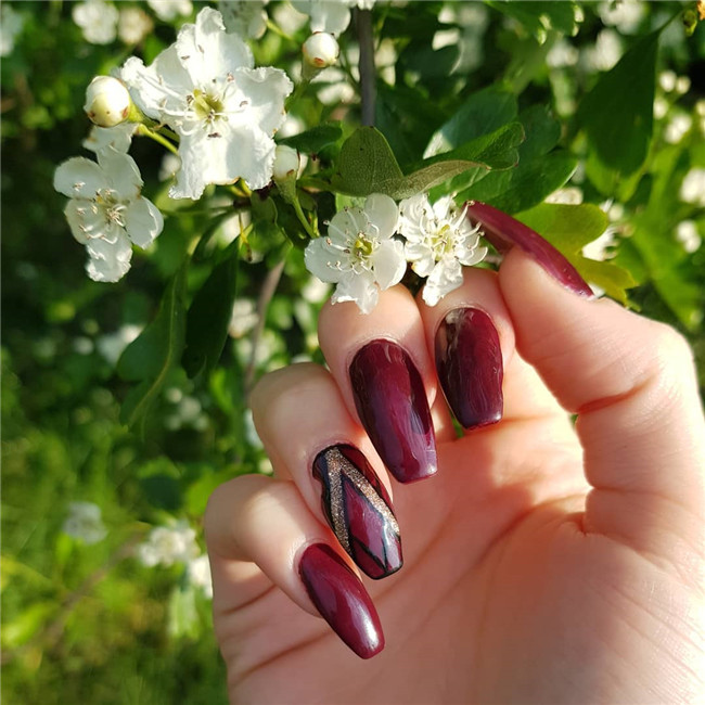 Coffinnails;springnails;nailtrend