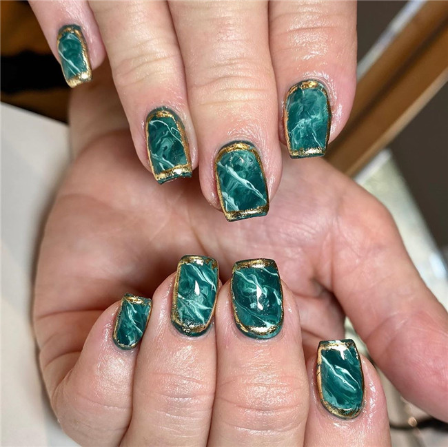 emeraldgreennails;nailtrend