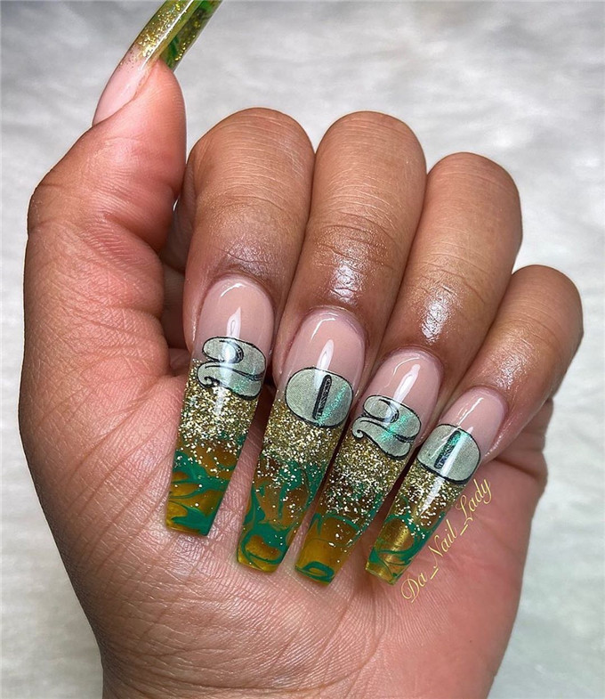 Coffin nails;nailstrend;2020nails;nailscolor