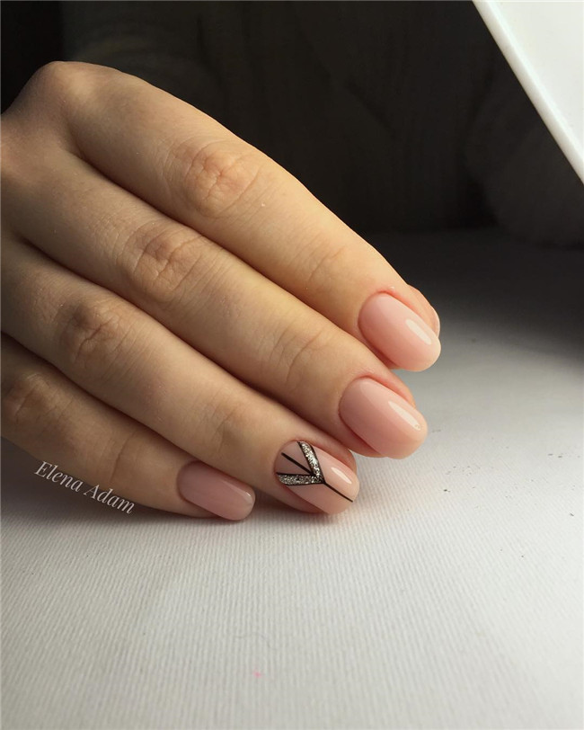 Acrylicnail;shortnail;nailtrend