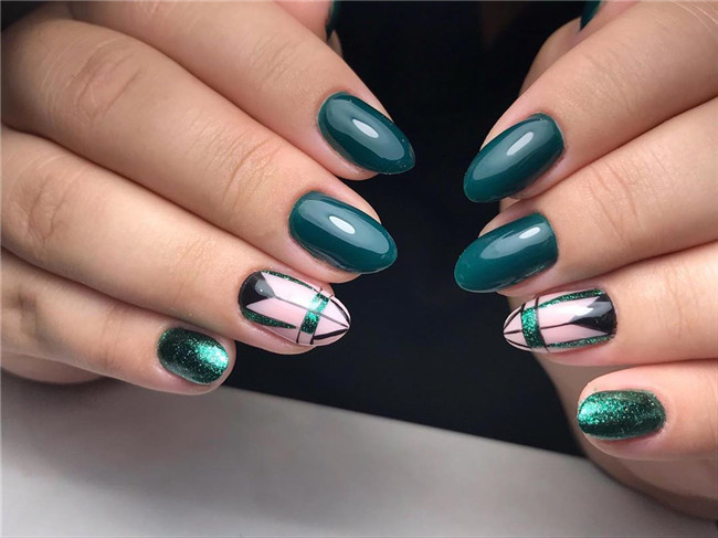 emeraldgreennails;nailtrend