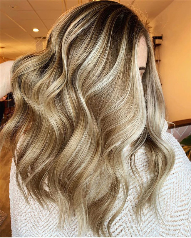 blondehair;blondebalayagehair;haircolor