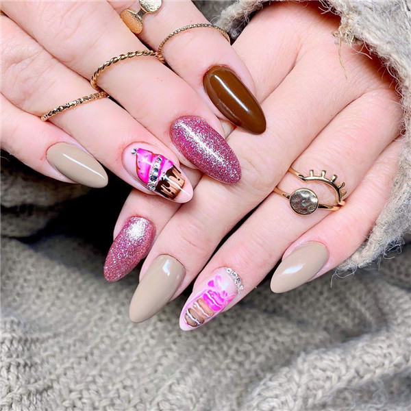 nailartdesigns;donutsnailart