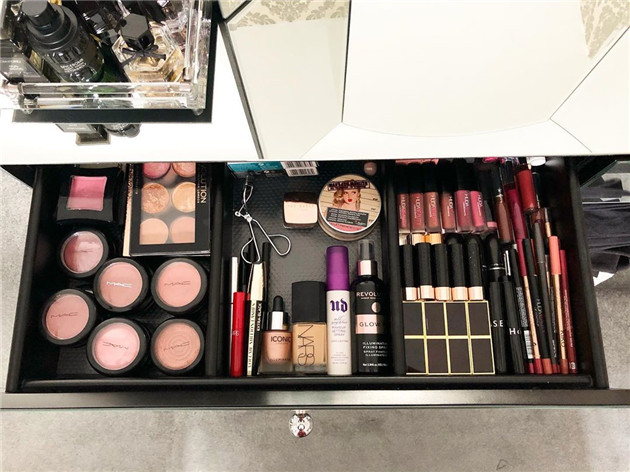 Makeroom;makeupstorage;makeuporganization