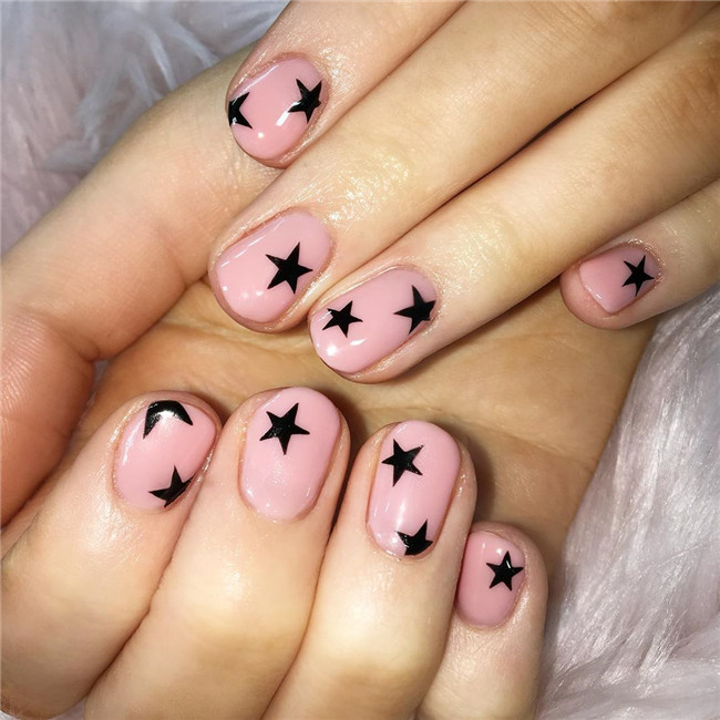 starnail;nailtrend