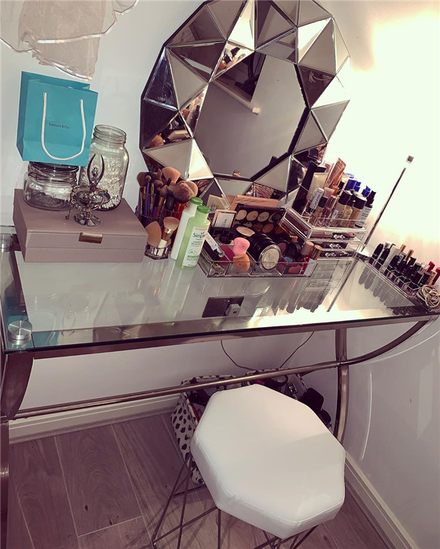 Makeroom;makeupstorage;makeuporganization