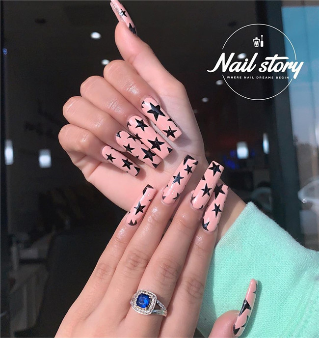 starnail;nailtrend