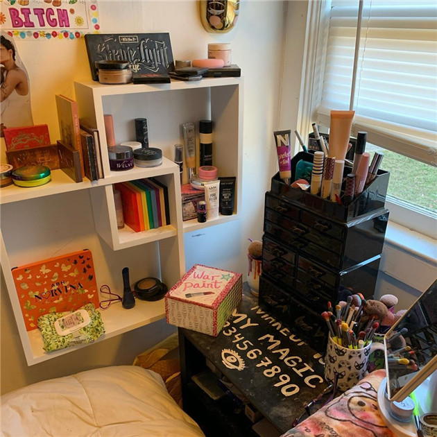 Makeroom;makeupstorage;makeuporganization