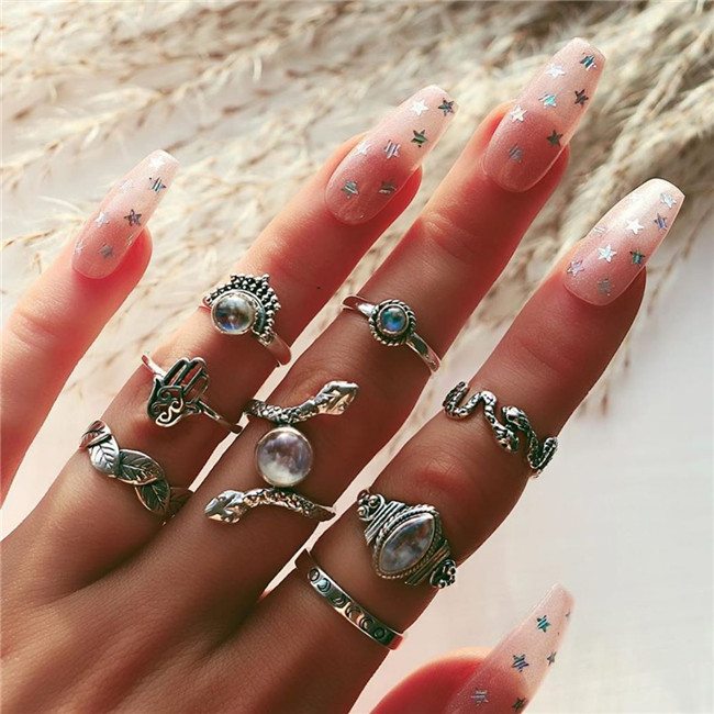 starnail;nailtrend