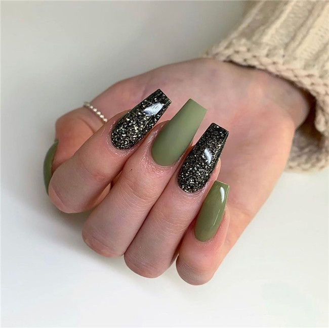 acrylicnails;glitternail;springnail