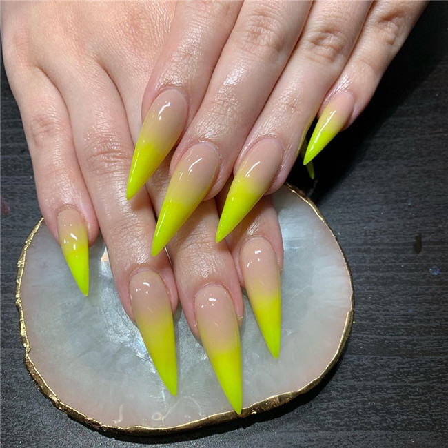 Ombrenail;coffinnail;naildesigns