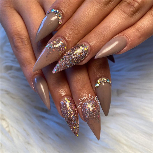 stilettonails;gelnails;acrylicnails;2020nails