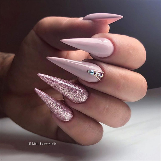 stilettonails;gelnails;acrylicnails;2020nails