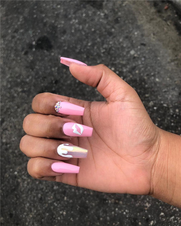 Pinknails;coffinnails;summernails