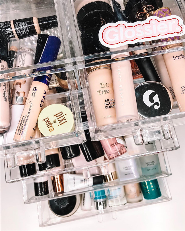 makeupstorage;