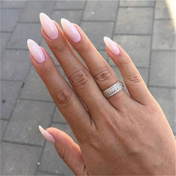 almondnails;acrylicnails