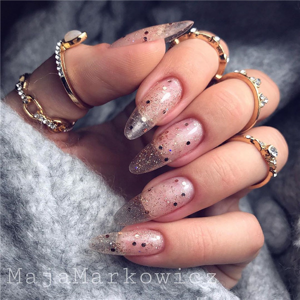 almondnails;acrylicnail