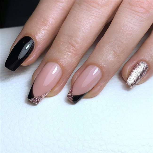 glitternail;coffinnail