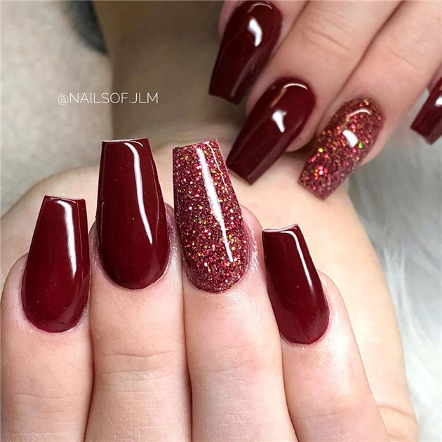 glitternail;coffinnail